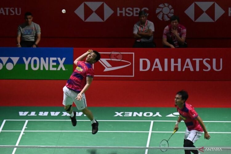 Pasangan Hendra Setiawan/Mohammad Ahsan  tinggal selangkah lagi menuju gelar juara setelah melaju ke final All England 2023.